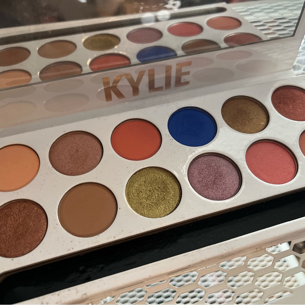 Kylie Eyeshadow Palette